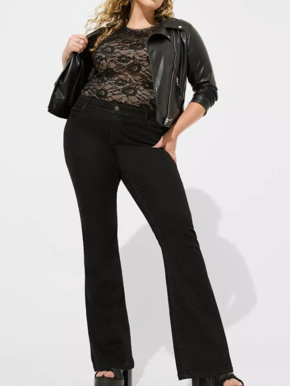 NWT Torrid Stretch Lace High Neck Tank Size 2 - Picture 3 of 6